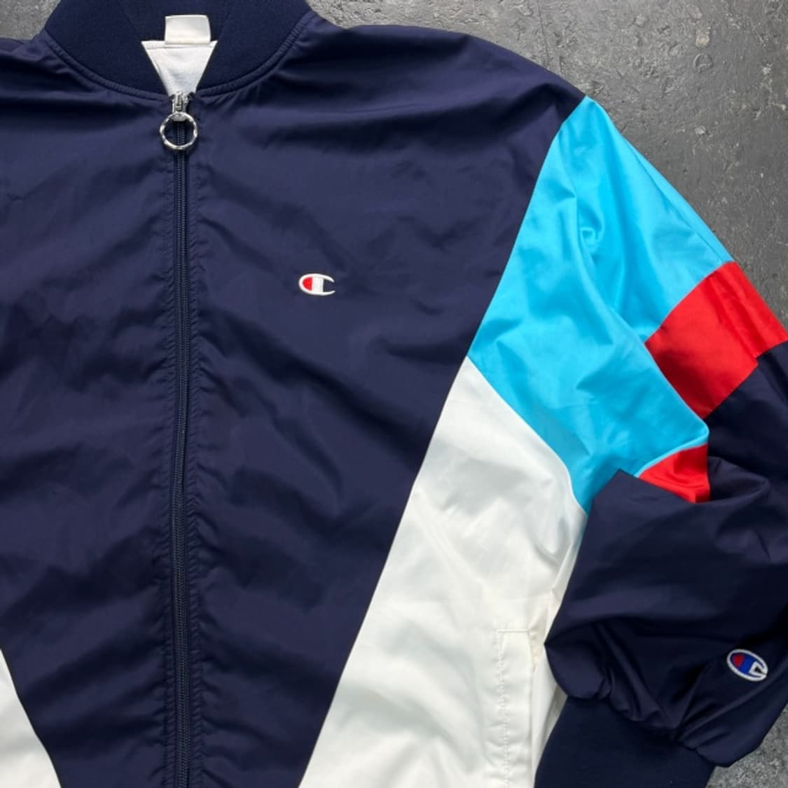 100 챔피언 오버핏 올더스쿨 바람막이 상품이미지2