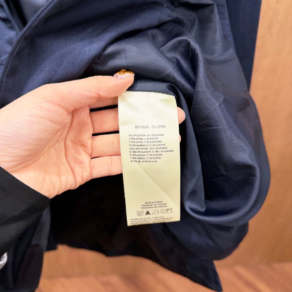 디젤 싱글 자켓 라펠 라인 레드 화이트 스트라이프 트림 디테일 네이비 상품이미지7