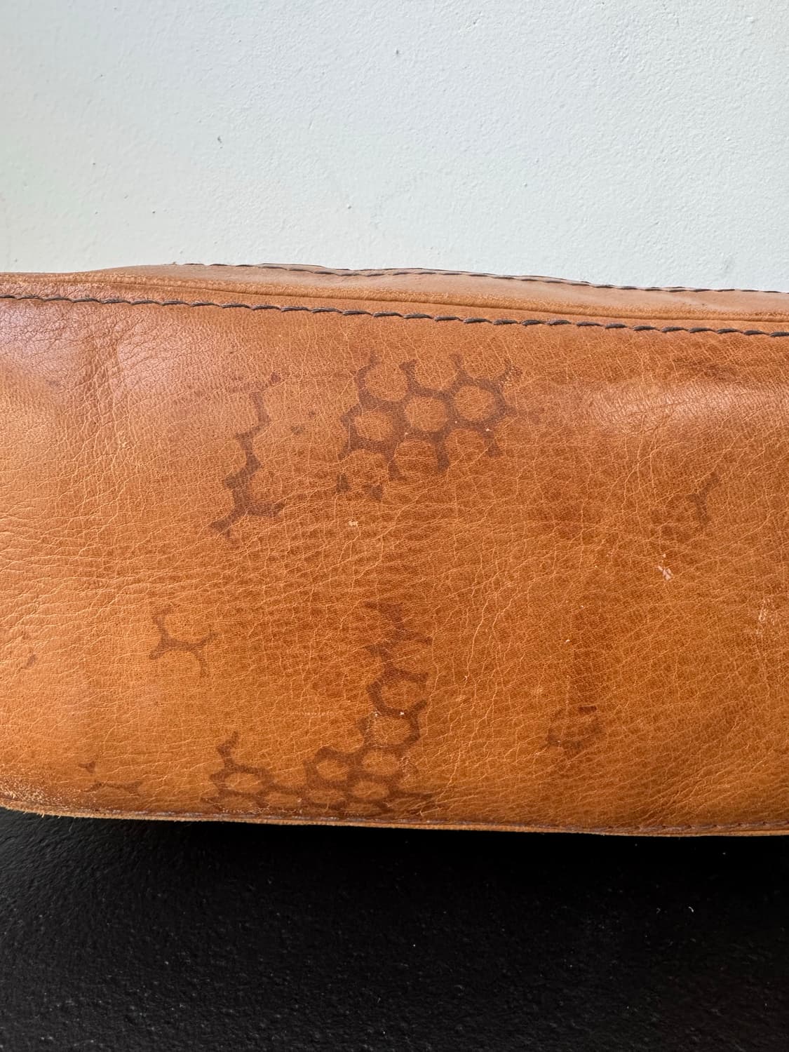 프라다 카우레더 체인 숄더백(정품) 상품이미지3