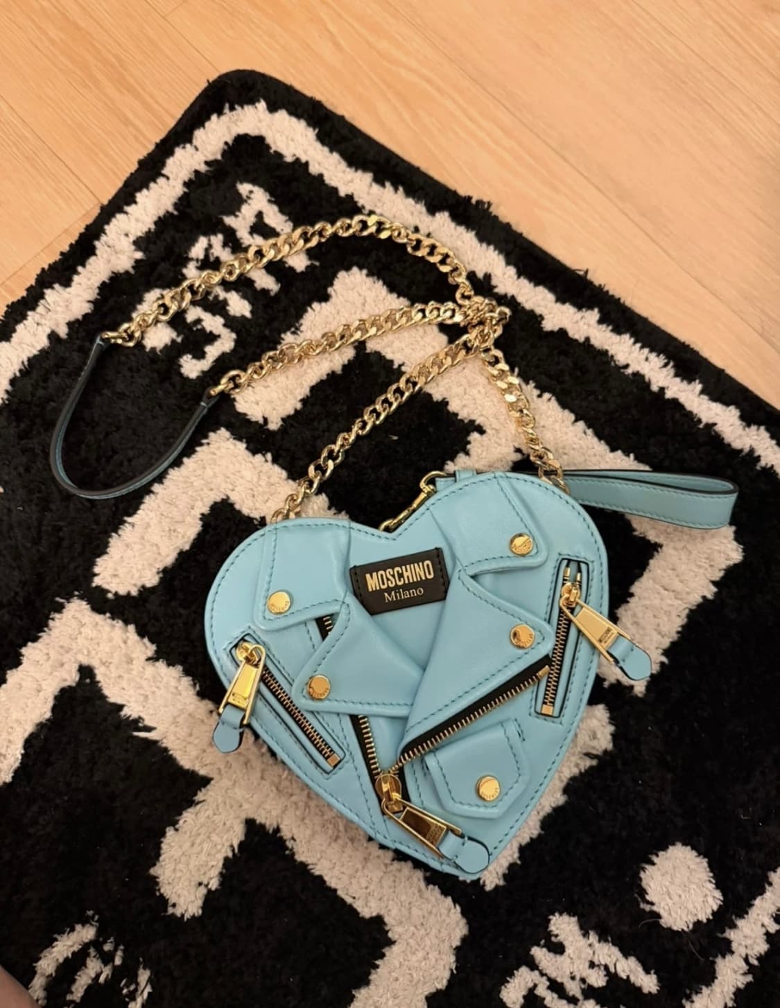 모스키노 바이크백 스카이블루 색상 상품이미지2