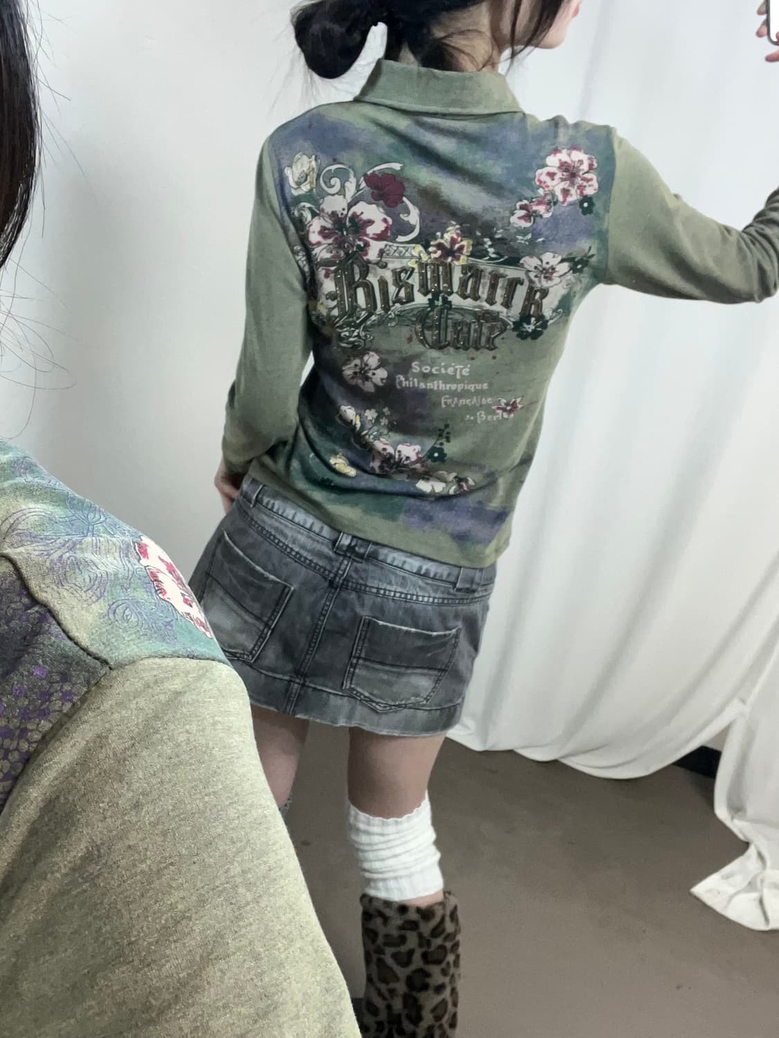 00‘s 카키 페어리 프린팅 카라 롱슬리브 상품이미지4