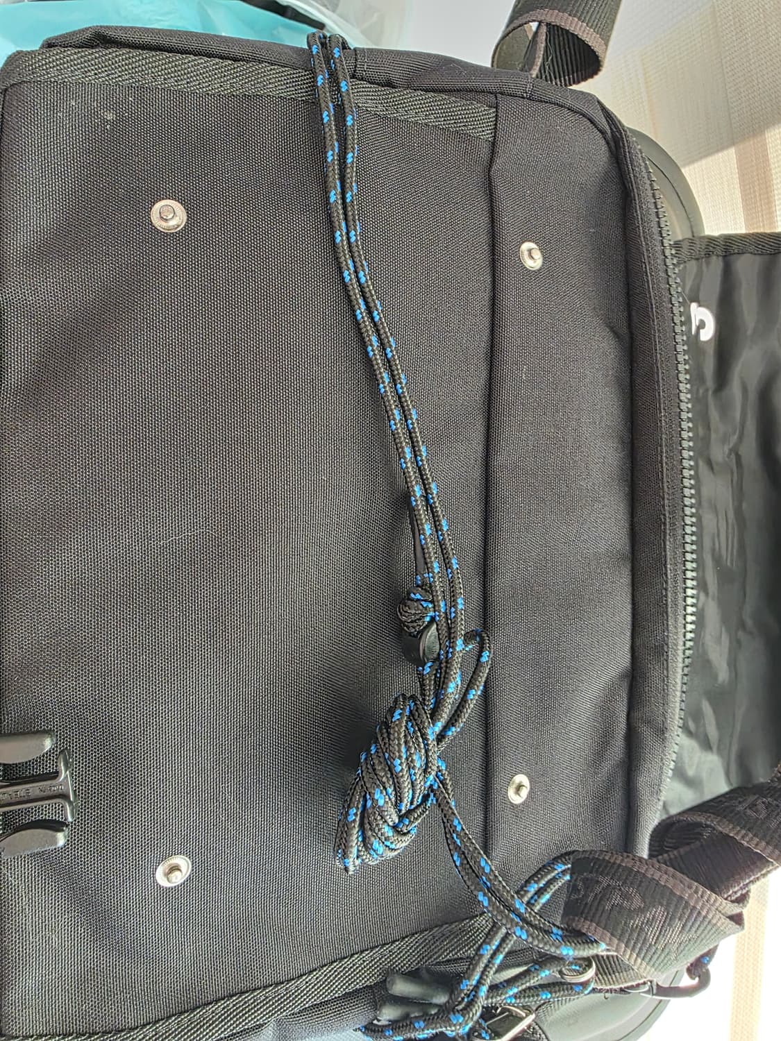 아더에러 이스트팩 1세대 크로스백 상품이미지4