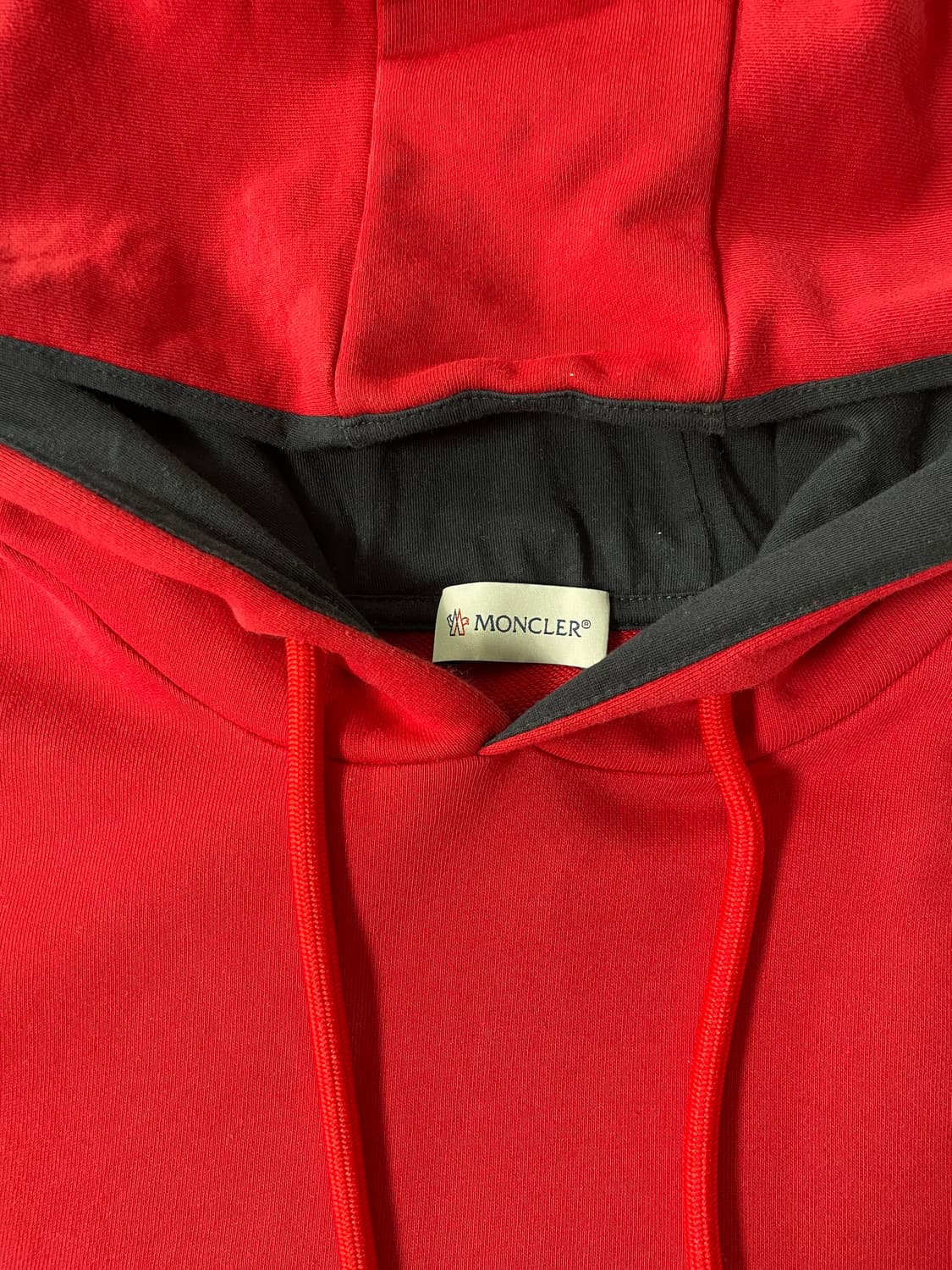 몽클레르 코튼 블랙와펜 쉐브론 블록 포인트 후드 상품이미지3