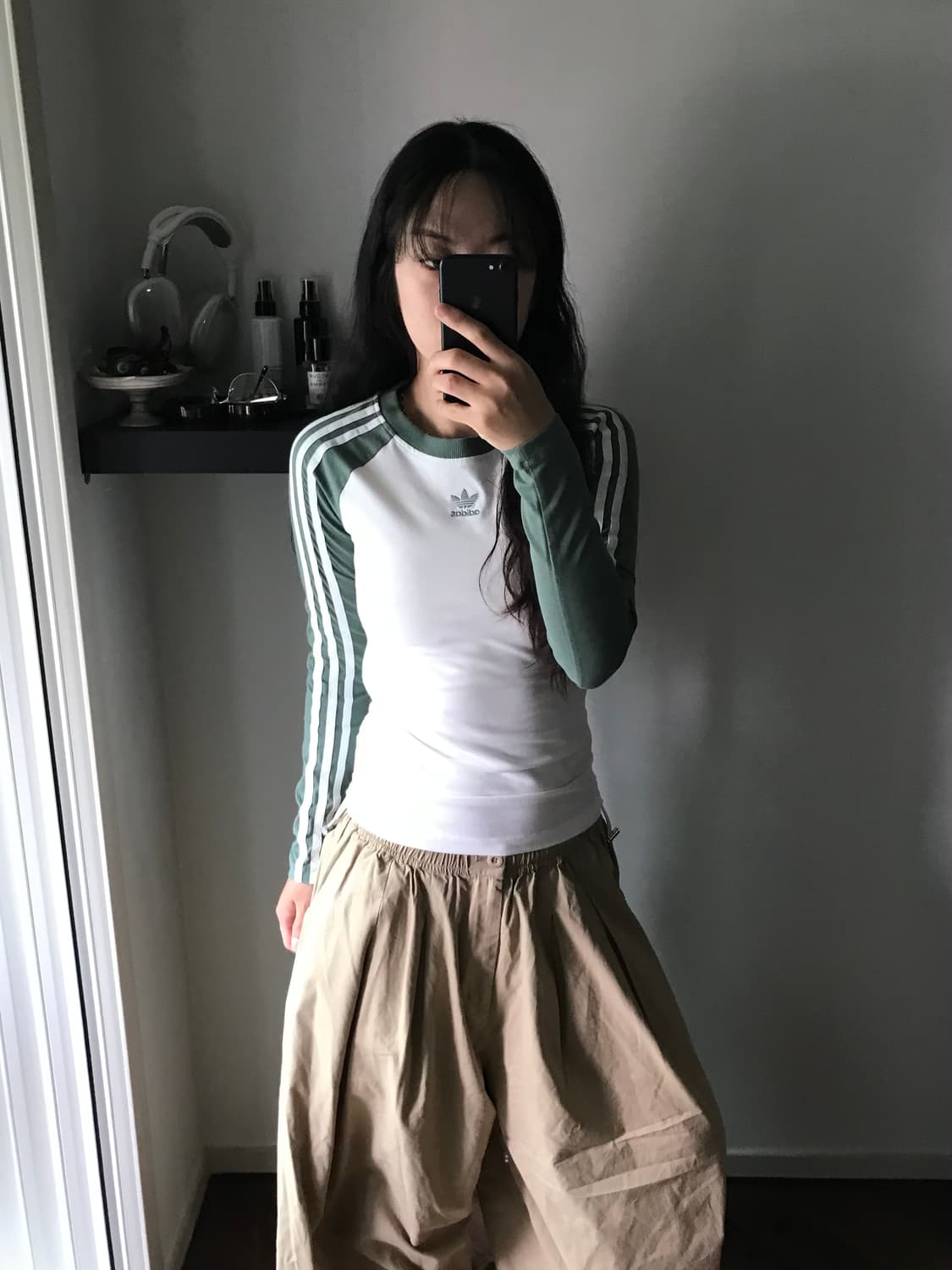 아디다스 중앙 트레포일 사이드라인 나그랑 긴팔티 상품이미지2
