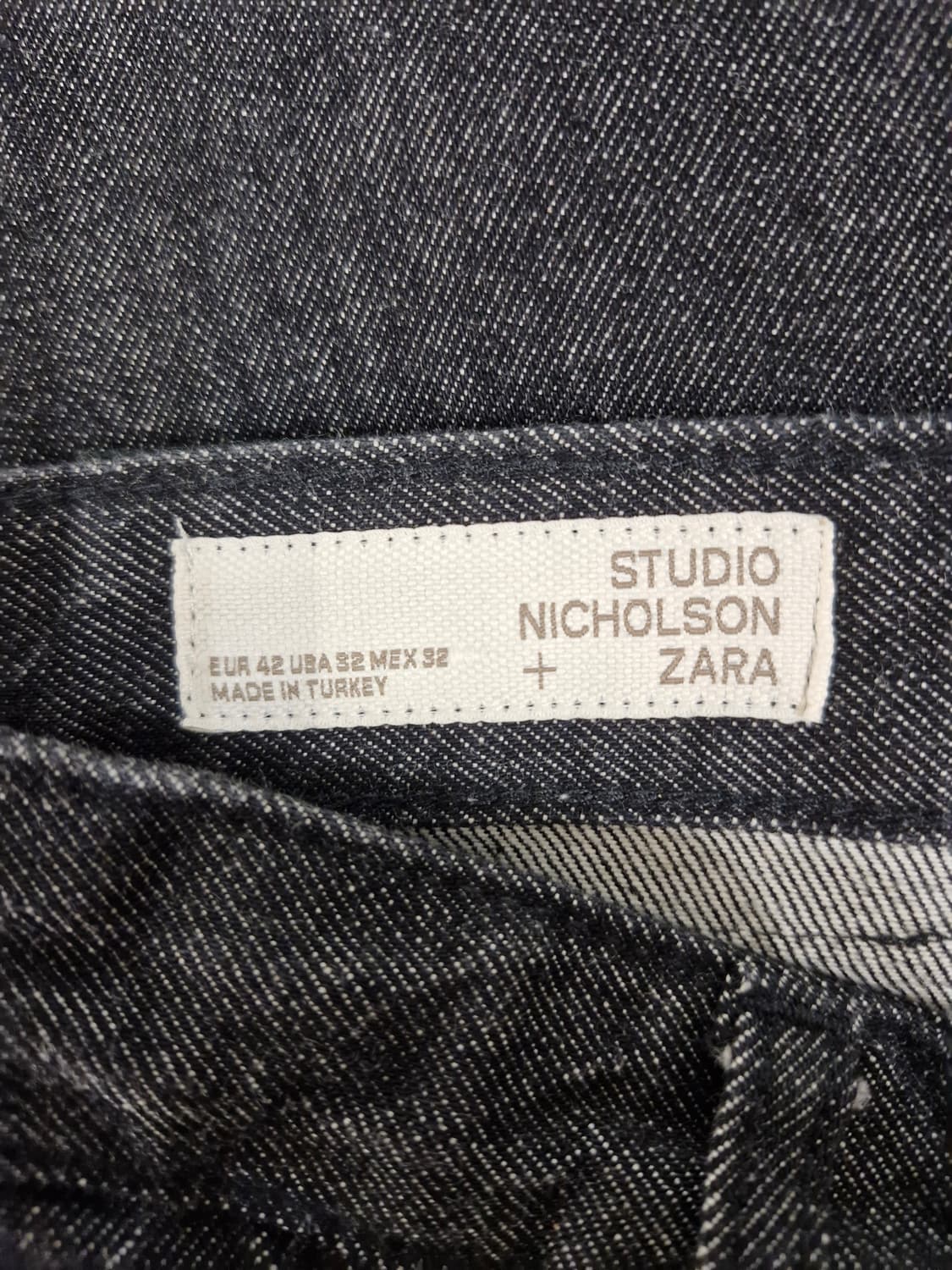 자라 x 스튜디오니콜슨 벌룬진 블랙 상품이미지6