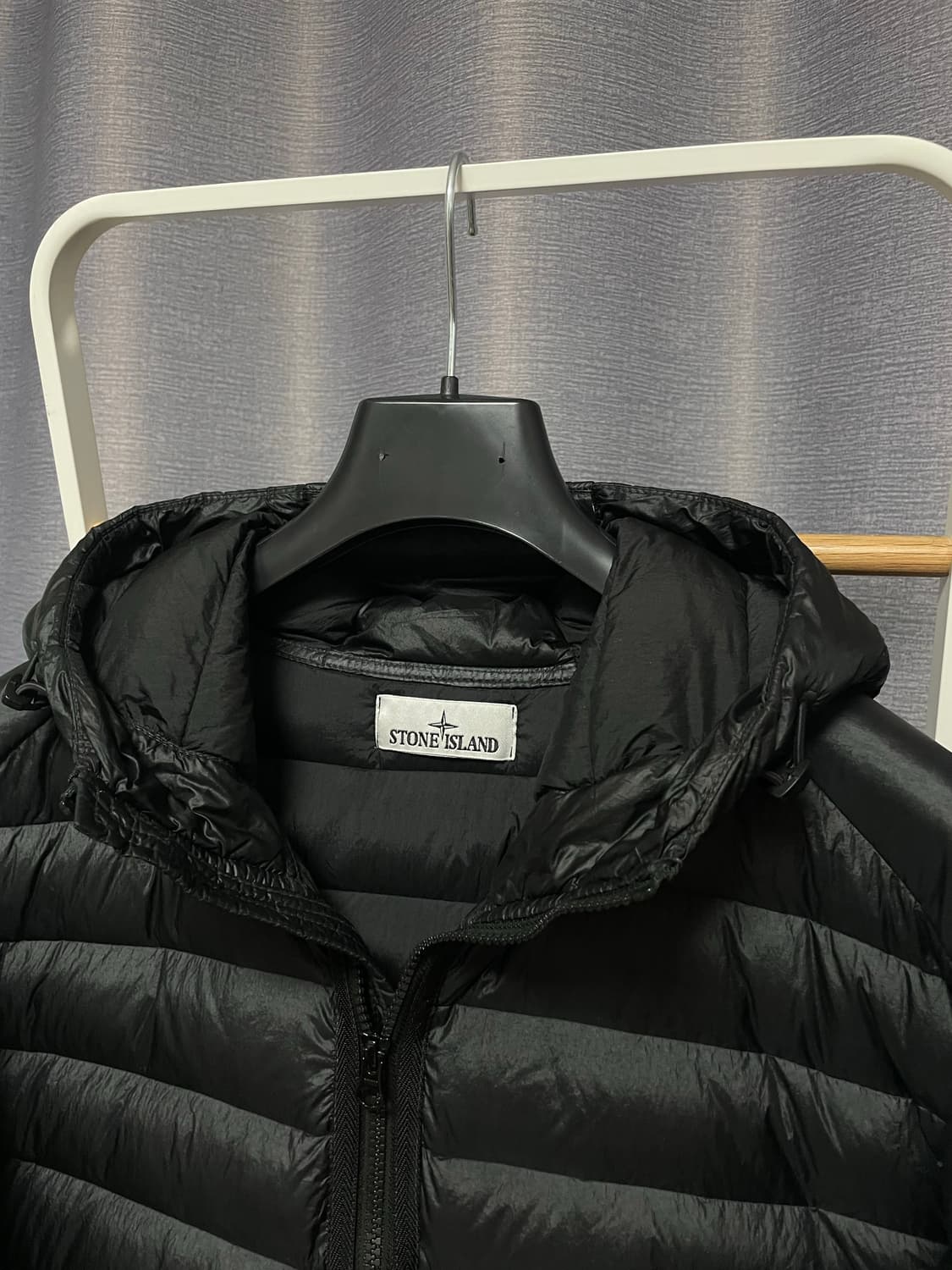 25ss xl 스톤아일랜드 룸우븐 경량패딩 상품이미지2