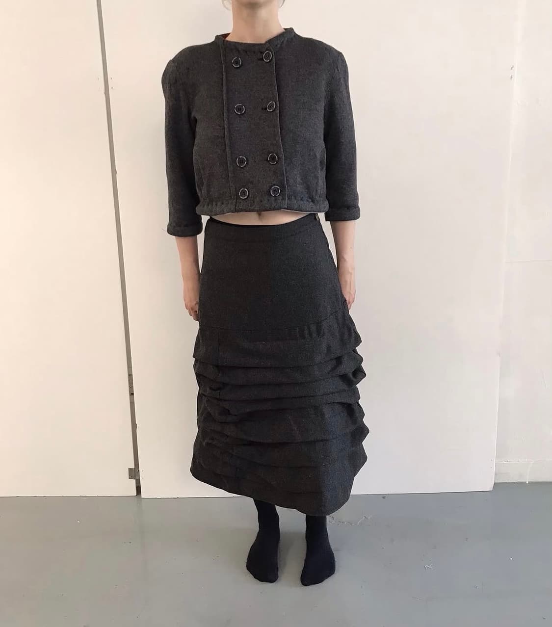 eont's classic aged wool cardigan 상품이미지2