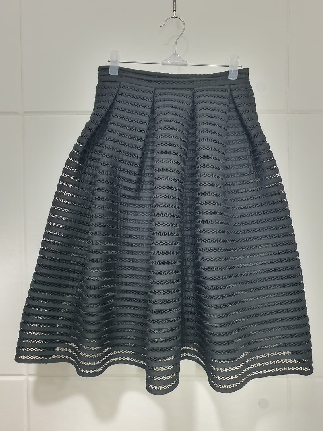 마쥬 Maje 우아한 블랙 시스루 A라인 미디 스커트 사이즈 1 상품이미지2