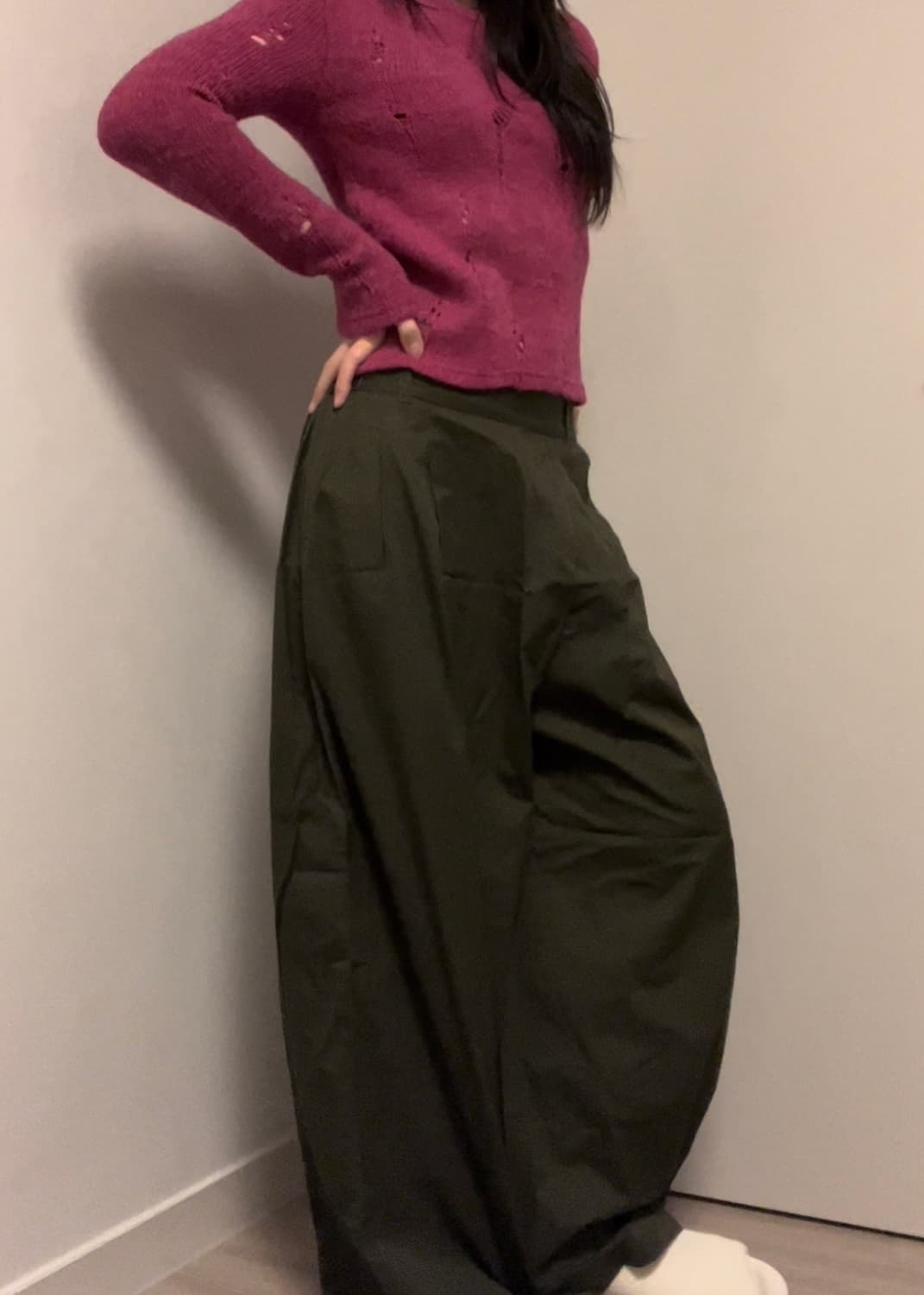 wrap shape wide-fit khaki cotton pants 상품이미지1