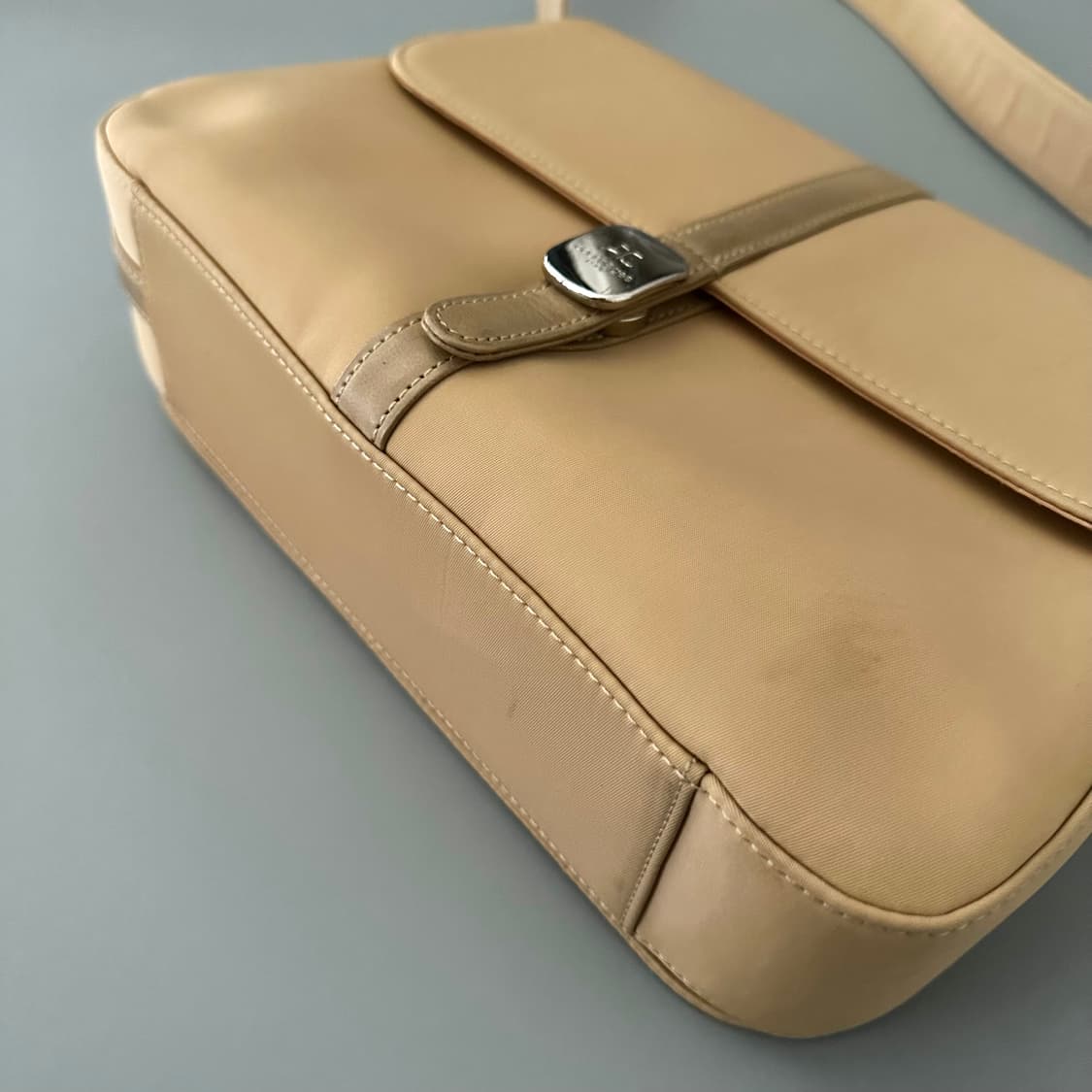 꾸레쥬 courreges 로고 숄더백 상품이미지4