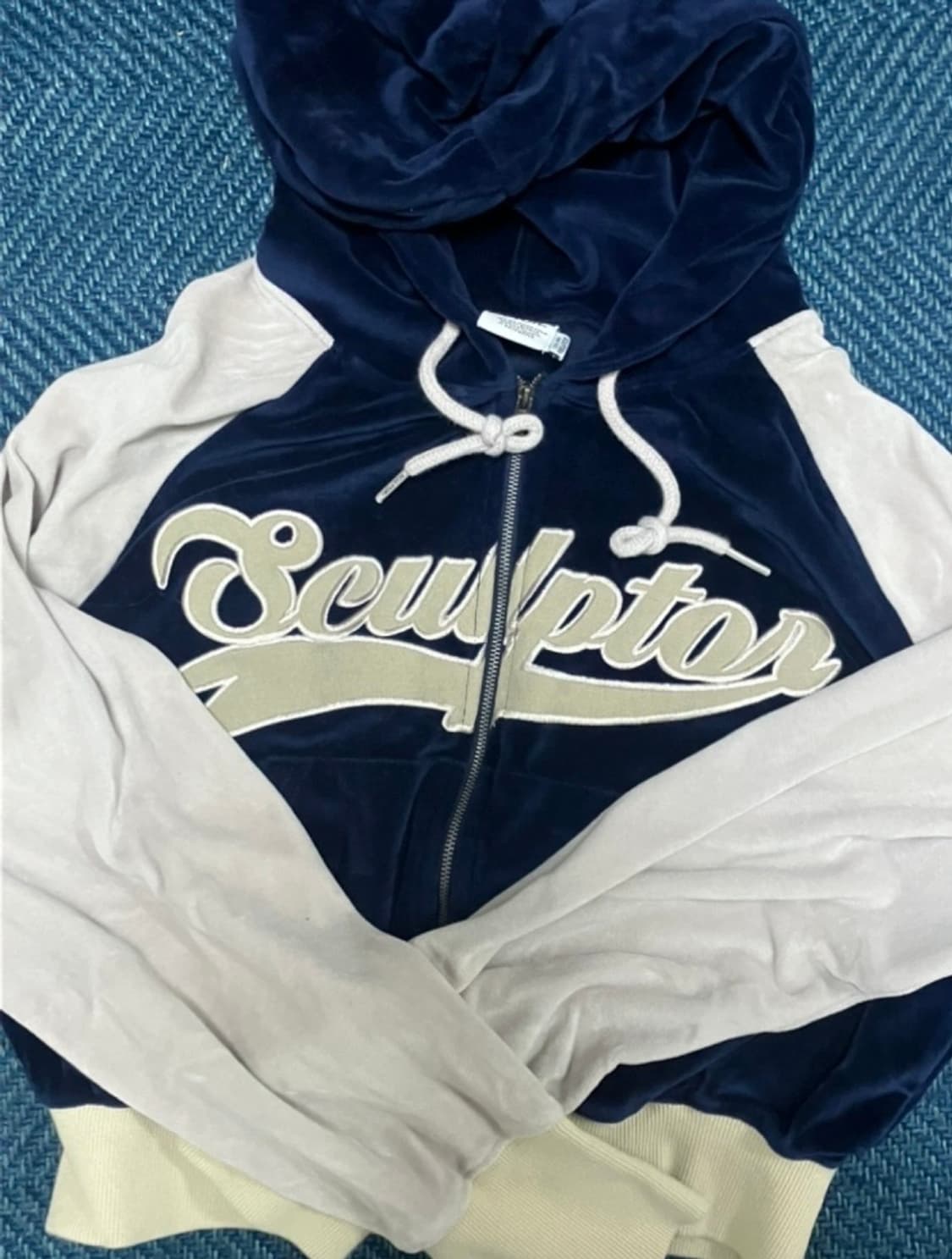 스컬프터 크롭 후드집업 상품이미지3