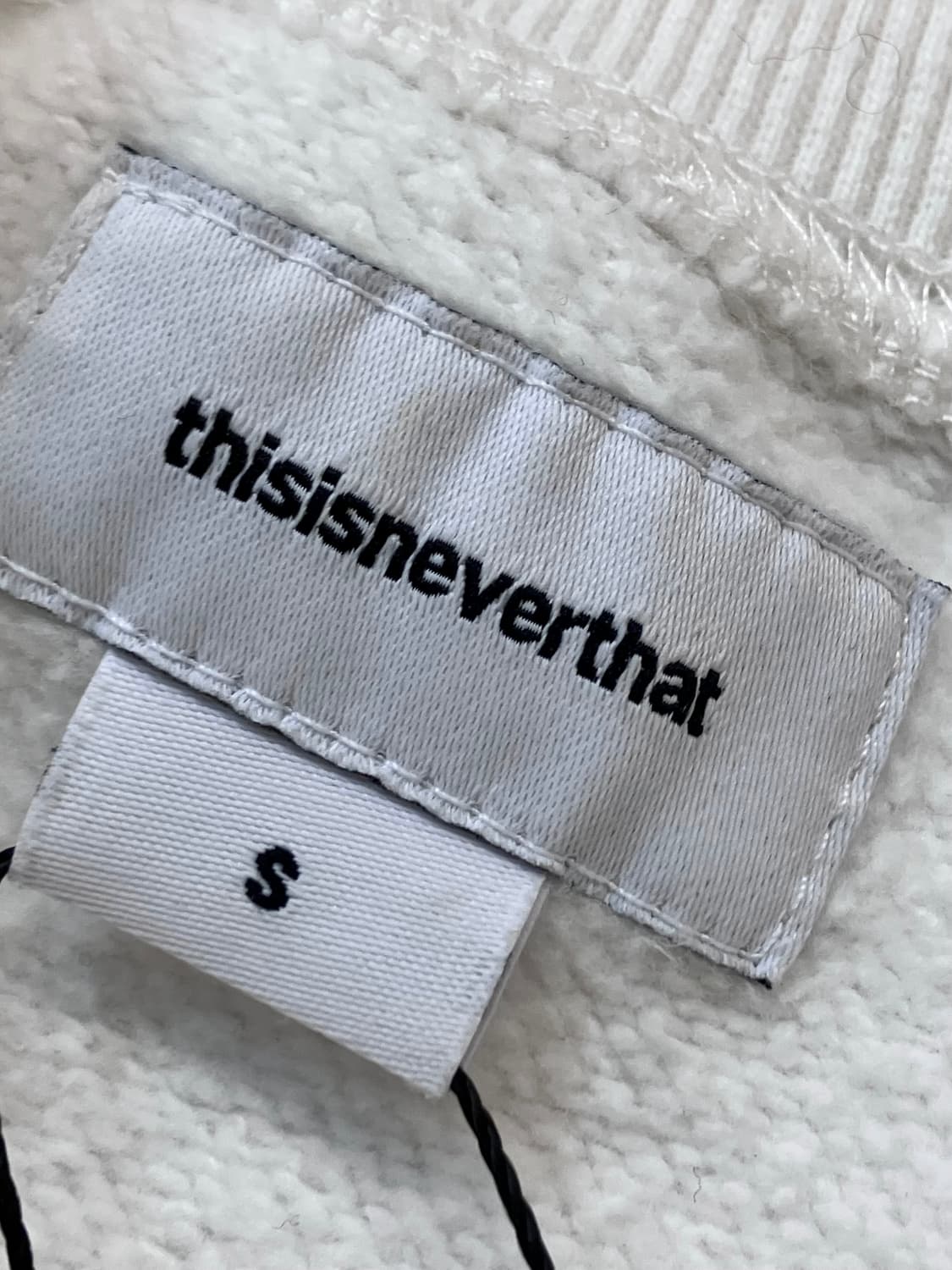 디스이즈네버댓 자수 로고 맨투맨 화이트 S #csz3447 상품이미지5