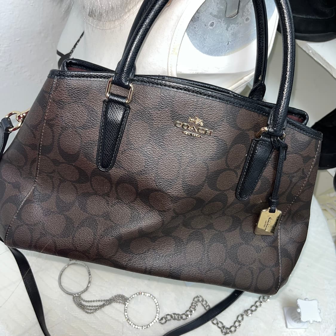 코치 브라운 크로스백 상품이미지5