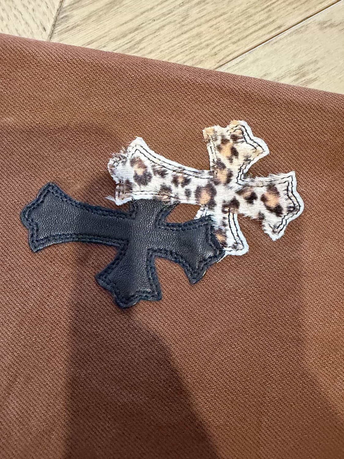 Chrome Heart Brown Patches Jeans 상품이미지6