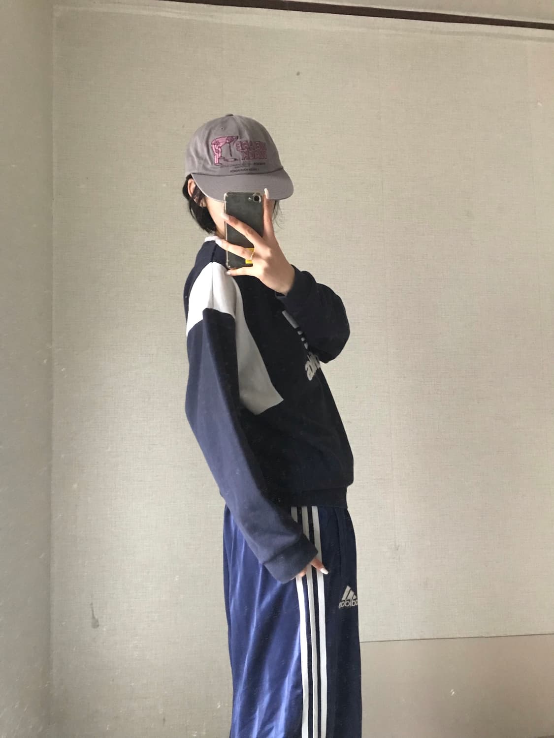 아디다스 네이비 빅로고 맨투맨 상품이미지2