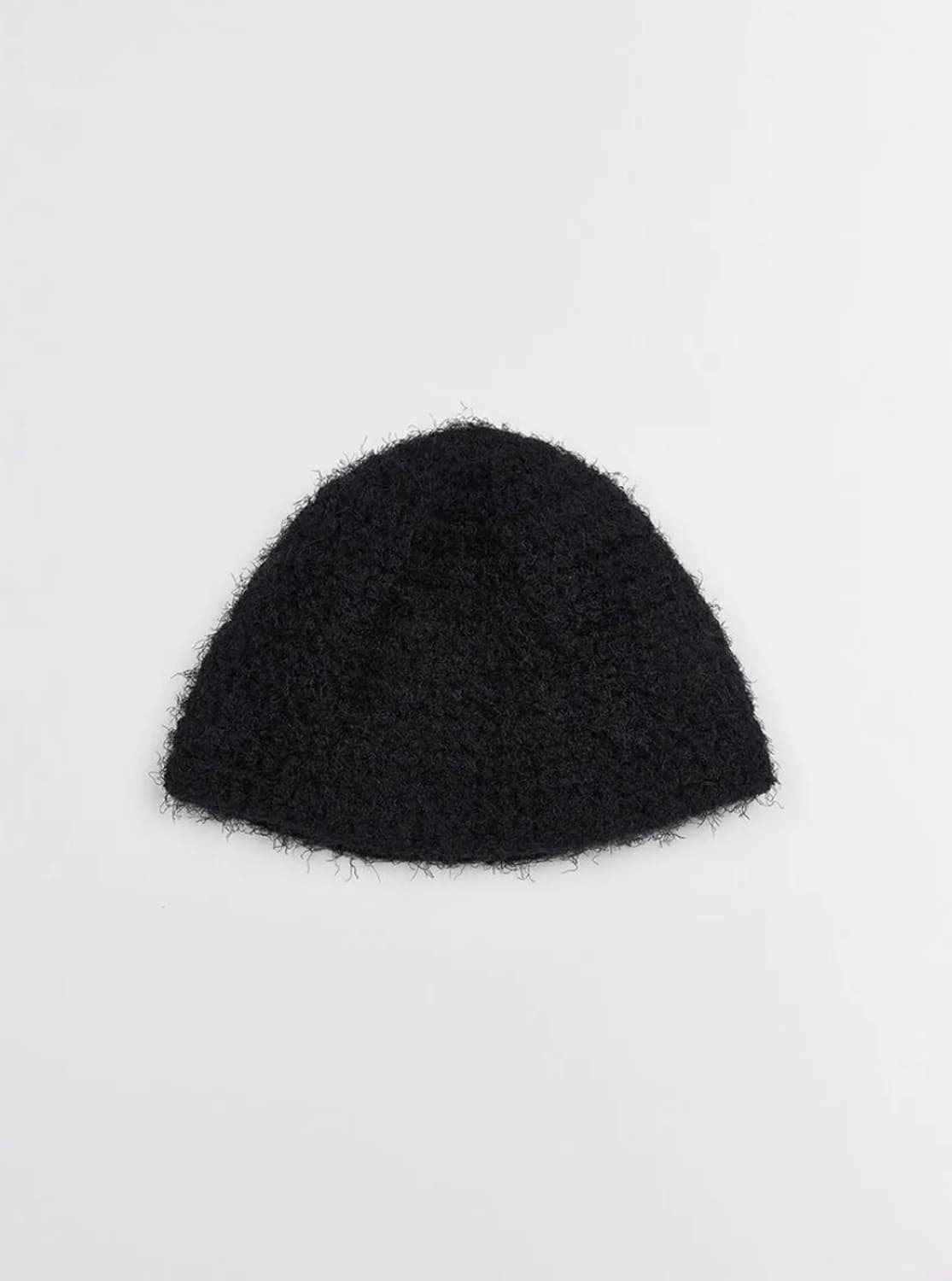 낫띵에브리띵 비니 HAIRY BEANIE IN BLACK 상품이미지3