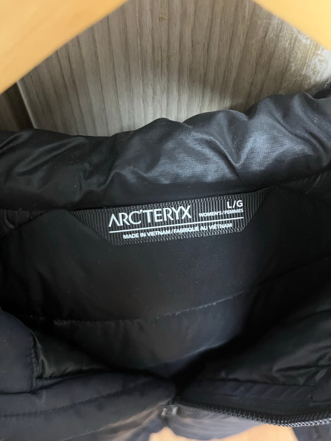 아크테릭스 토륨 패딩 블랙 L (여성) 상품이미지2