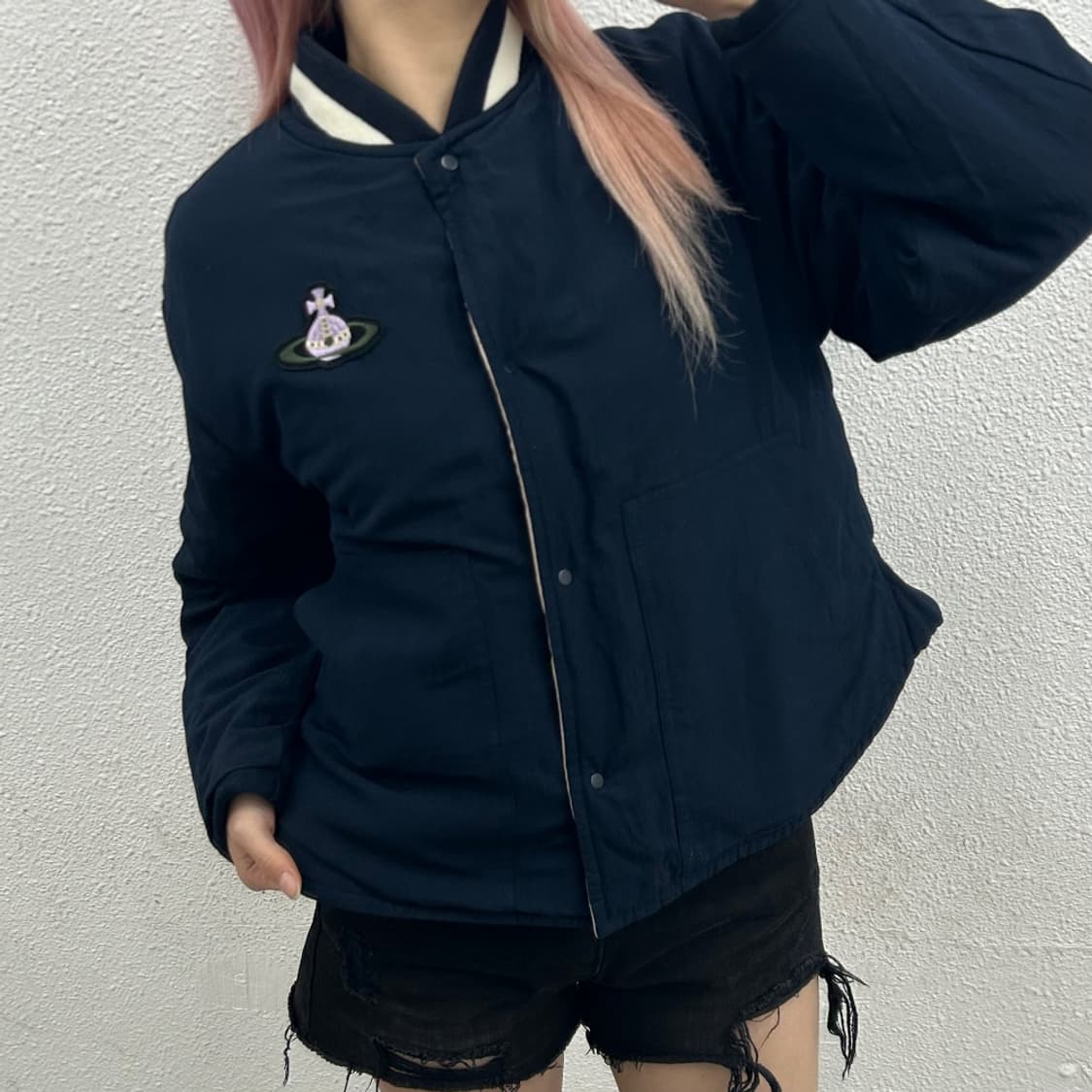 비비안 웨스트우드 ORB 자수 로고 리버시블 딸기우유 자켓 ( 중고 매물 상품이미지2