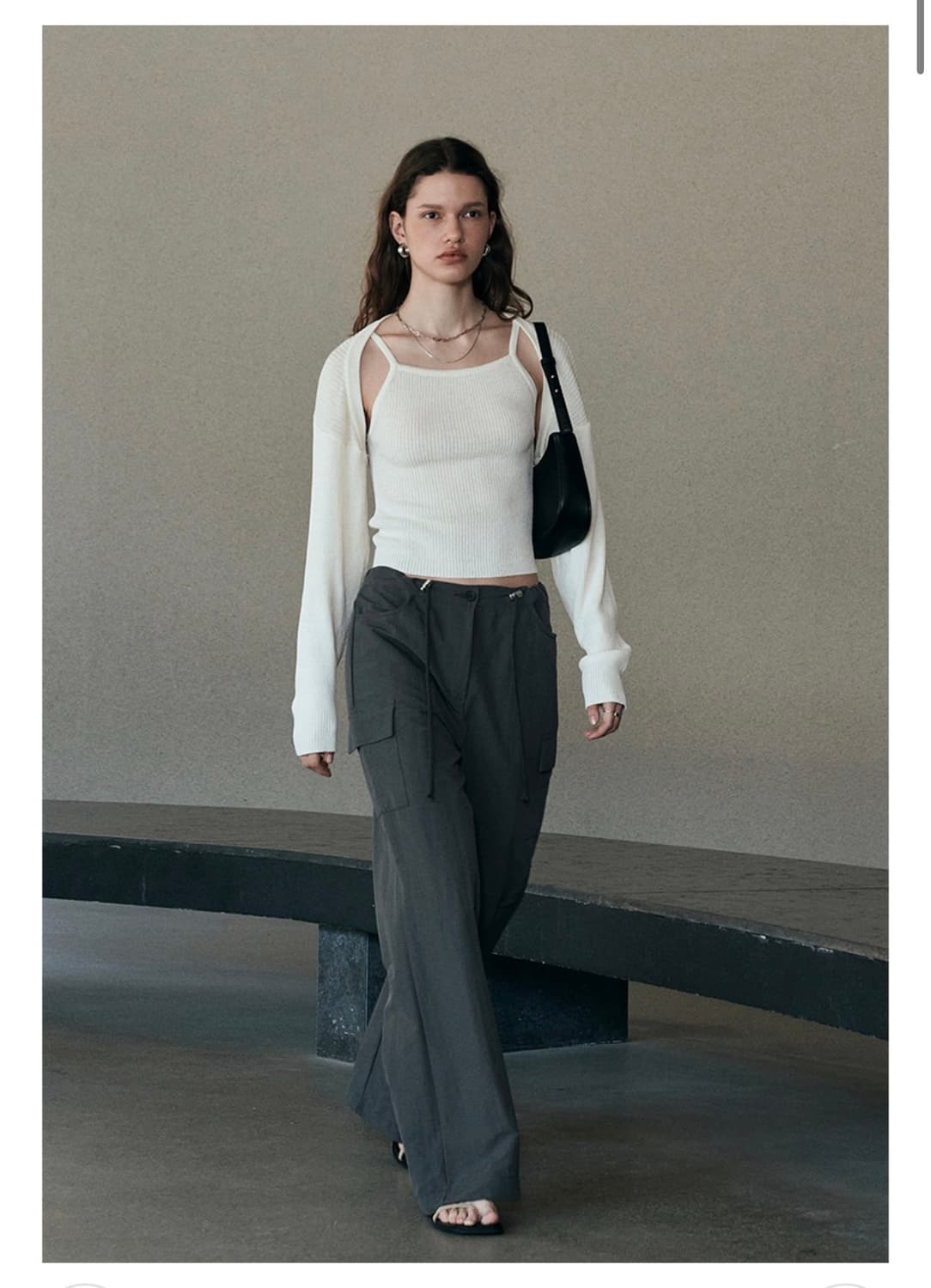 Neev Nylon Wide Cargo Pants (Charcoal)  상품이미지1