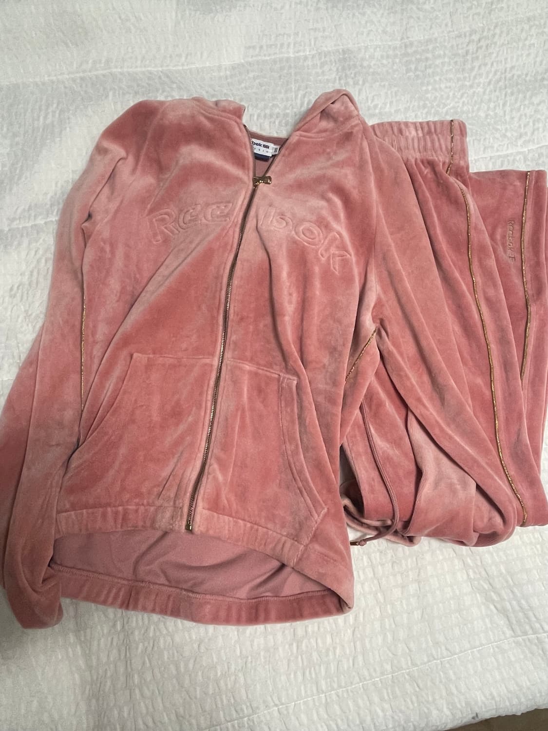 리복 셋업 상품이미지1