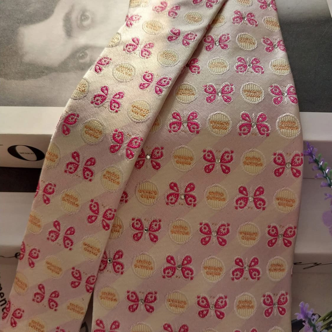 밀라숀 실크 핑크 도트 패턴 넥타이 9.5cm A+등급 K1315
 상품이미지3