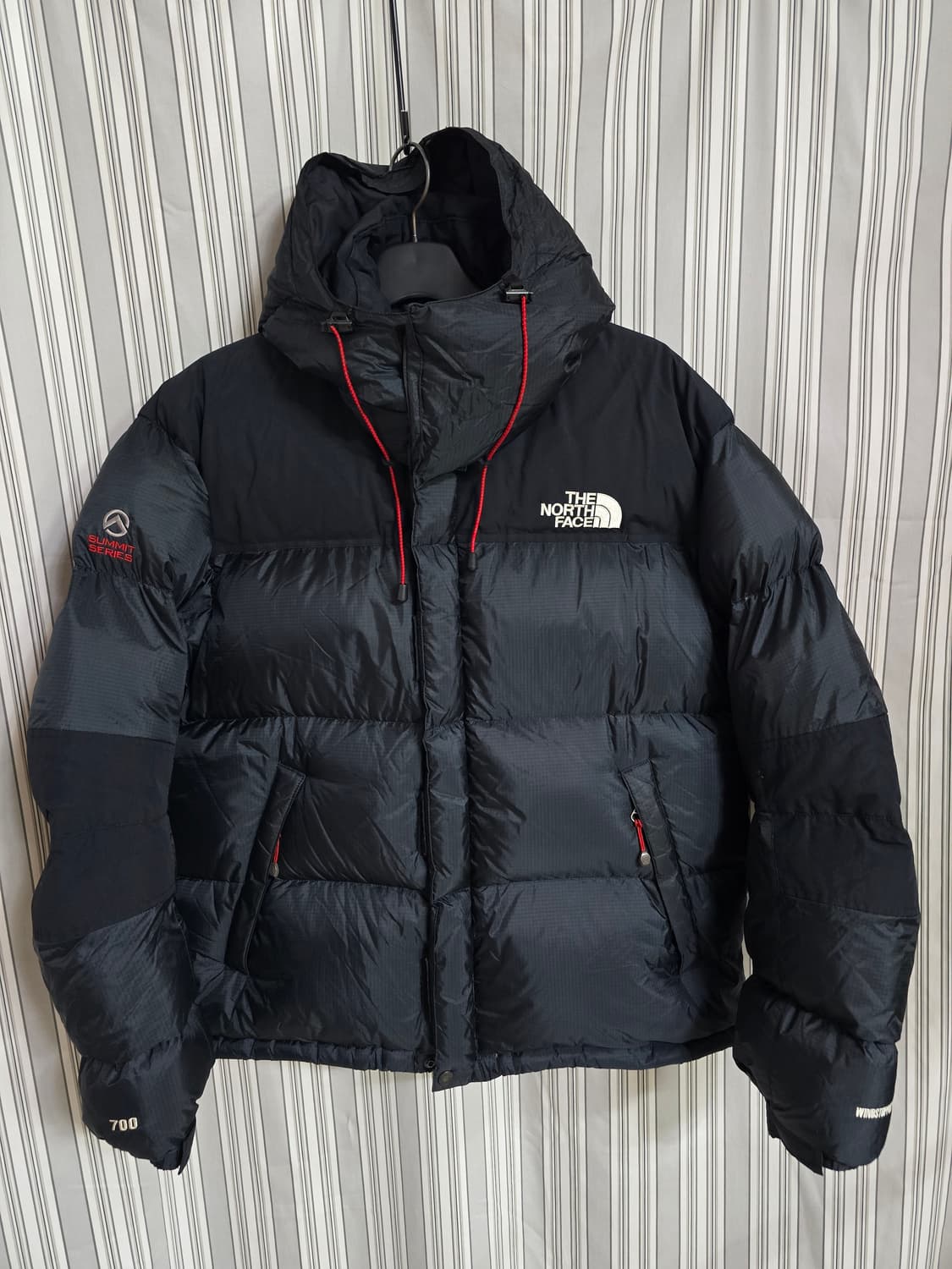 (100~105) 노스페이스 써밋 700 푸파 패딩 블랙자켓 상품이미지1