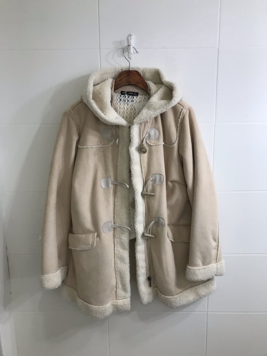 사와코 니혼진 무스탕 떡볶이 코트 베이지 코디세트 상품이미지4