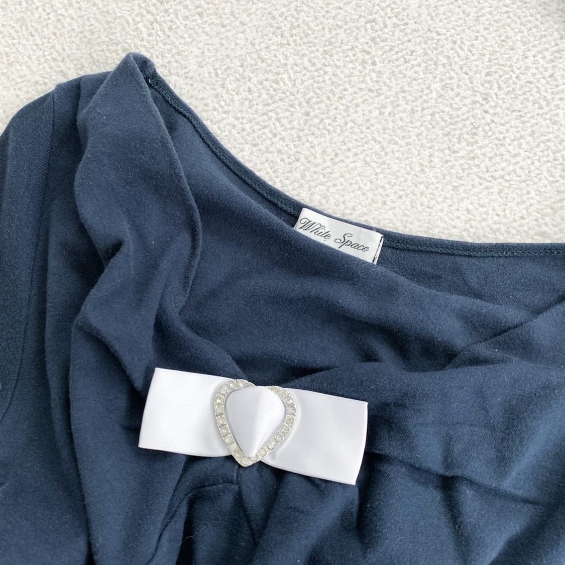 히메갸루 ♥ 네이비 새틴큐빅 리본 딱붙탑 상품이미지2