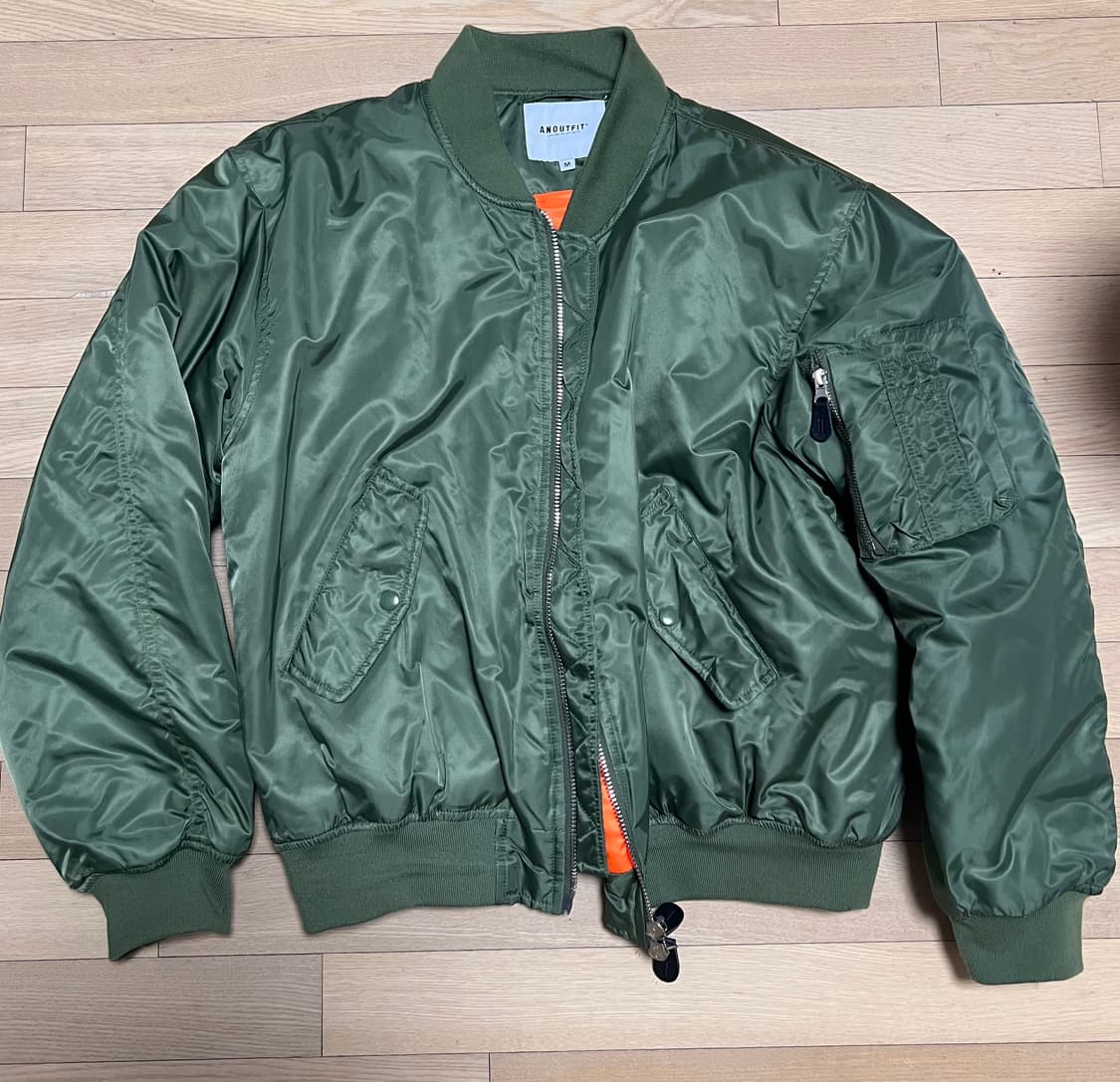 언아웃핏 ma1 상품이미지1