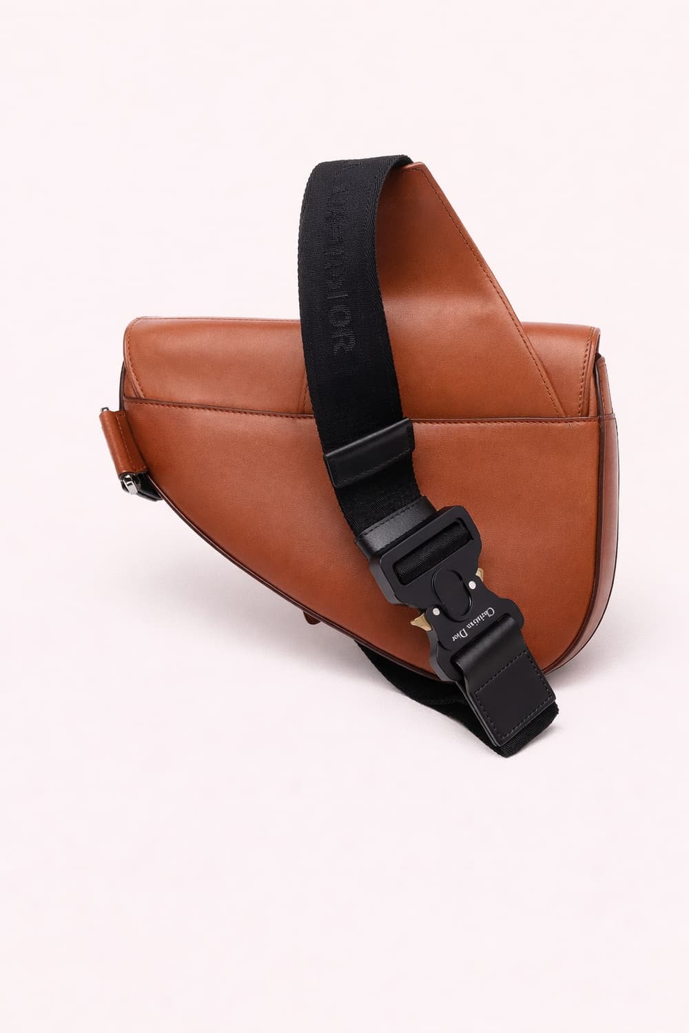 [S급] 디올 옴므 남성 새들백 브라운 판매합니다!!! 상품이미지2