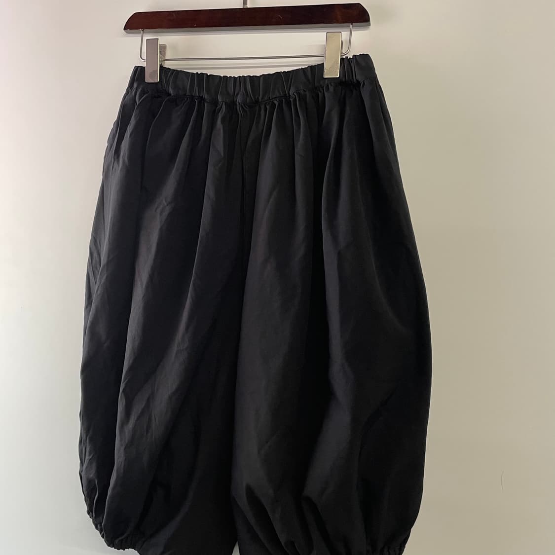 꼼데가르송 밴딩 사루엘 팬츠 상품이미지2