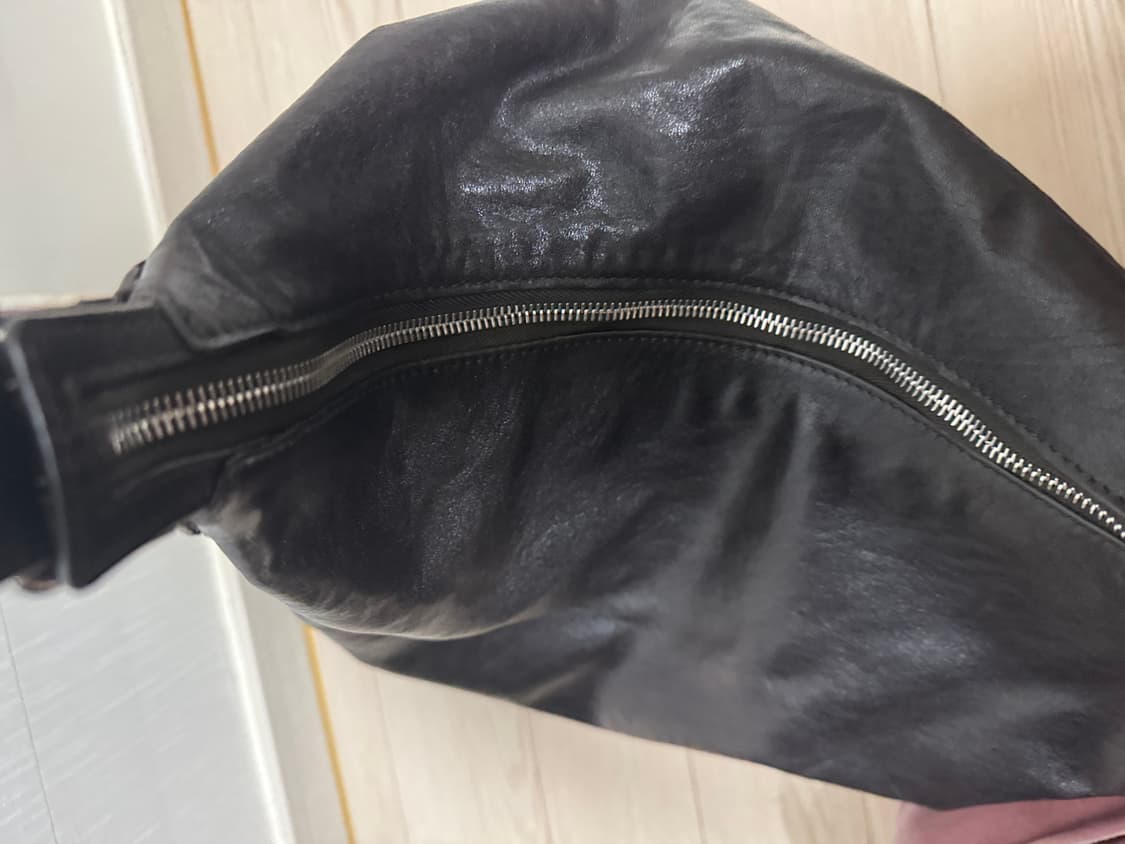 르메르 벨티드 호보백 다크 초콜릿 상품이미지7