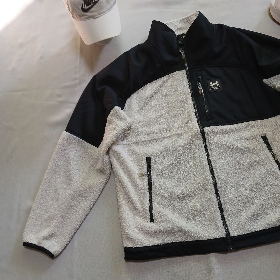 언더아머 후리스 자켓 이쁨 상품이미지3
