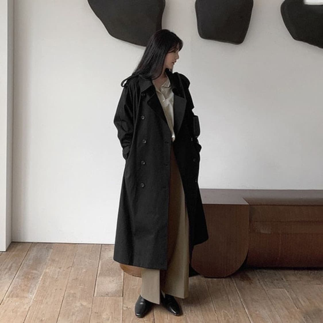 산드로 블랙 미니멀 트랜치 코트 상품이미지1