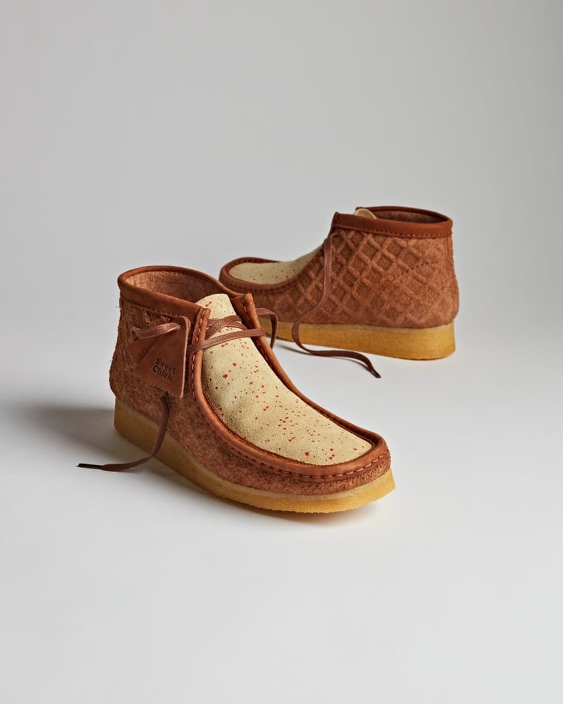 New Clarks Originals X Sweet Chick 상품이미지1