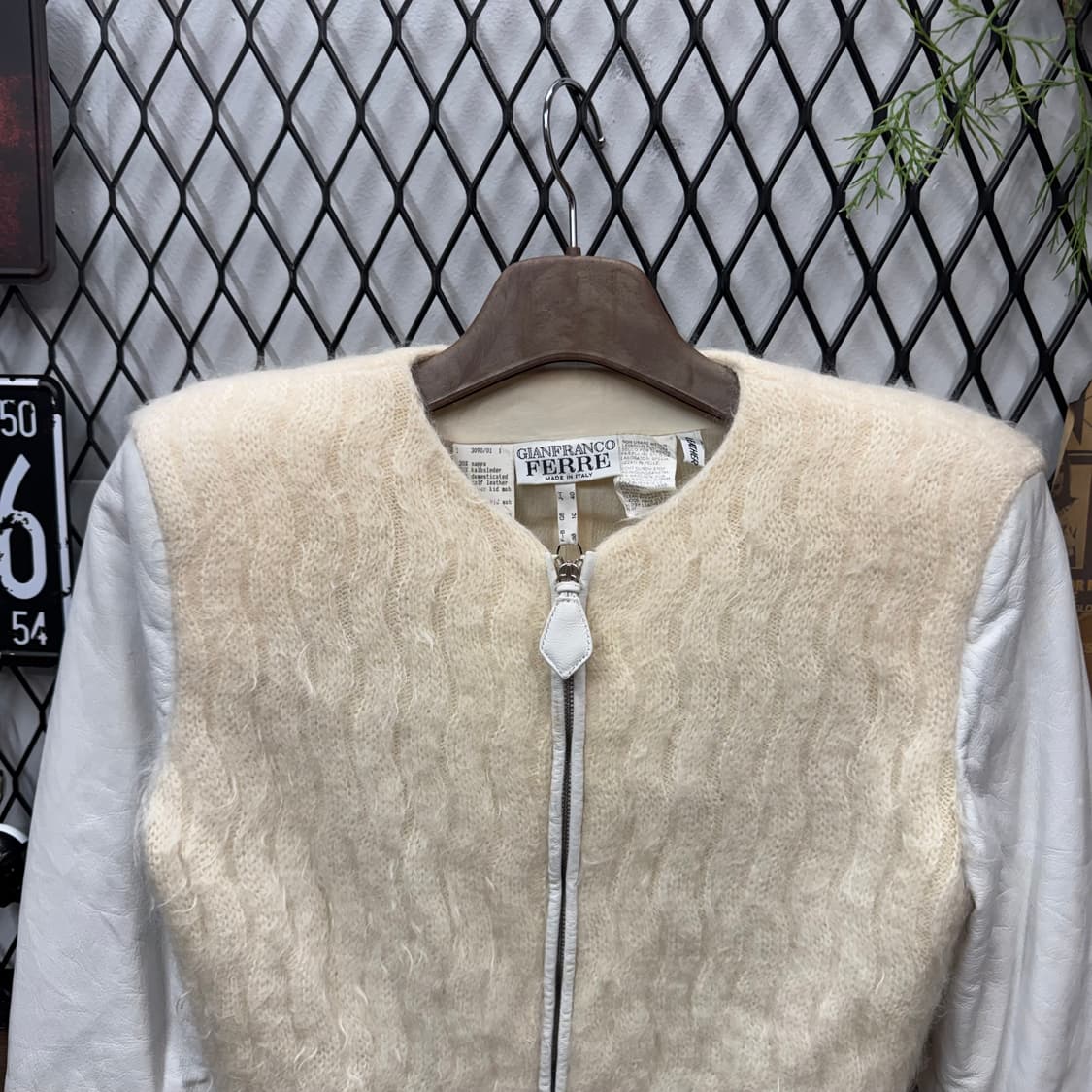90s 지안프랑코 페레 모헤어 실크 믹스 레더 슬리브 집업 자켓 아이보리 상품이미지3