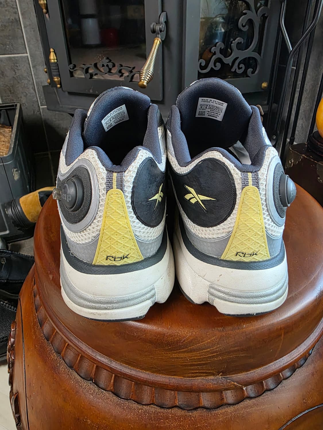 리복 x 라이풀 콜라보 프리미어 펌프 파리 270 상품이미지3