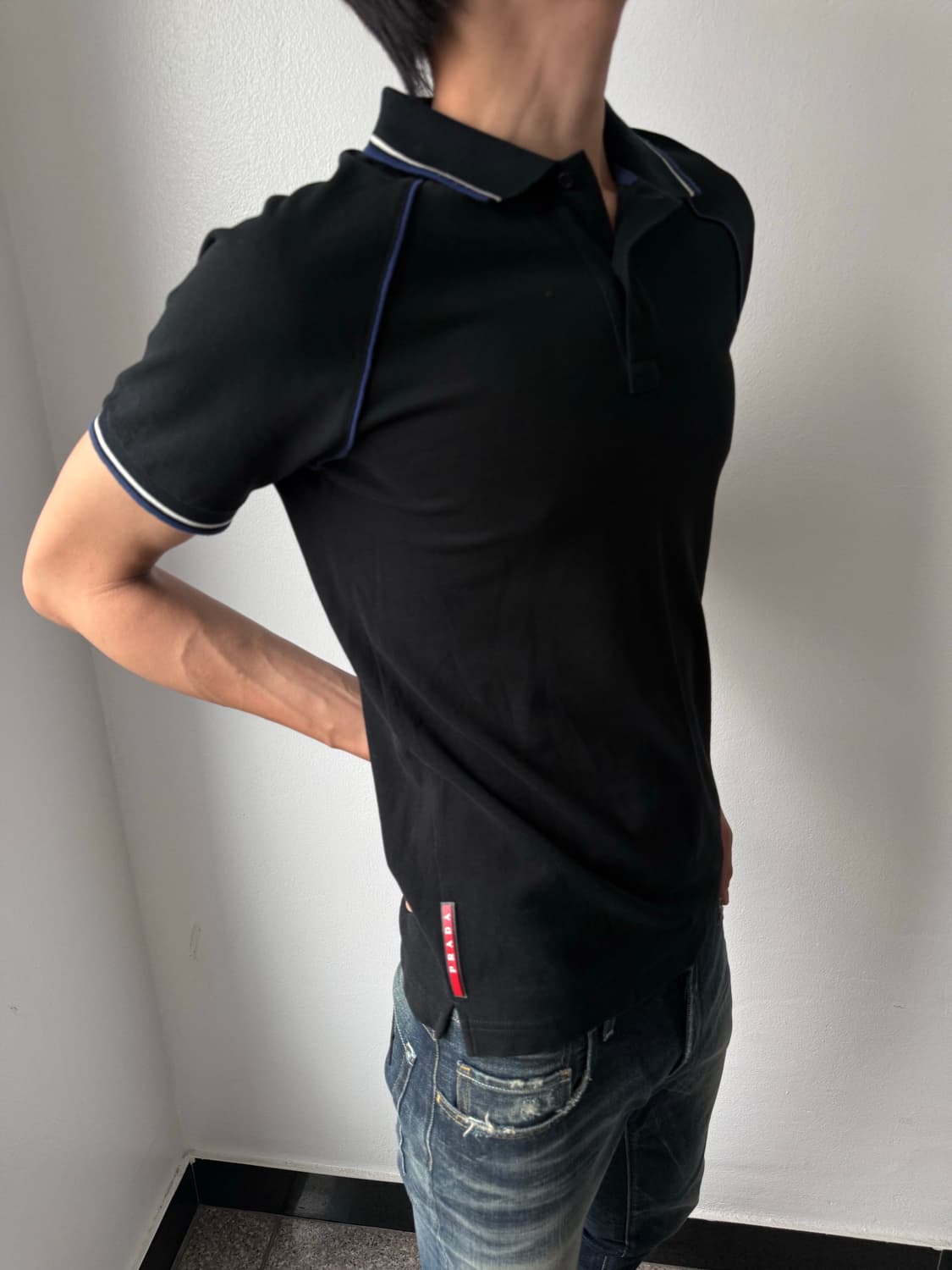 Prada archive red tab piping polo shirt 상품이미지1