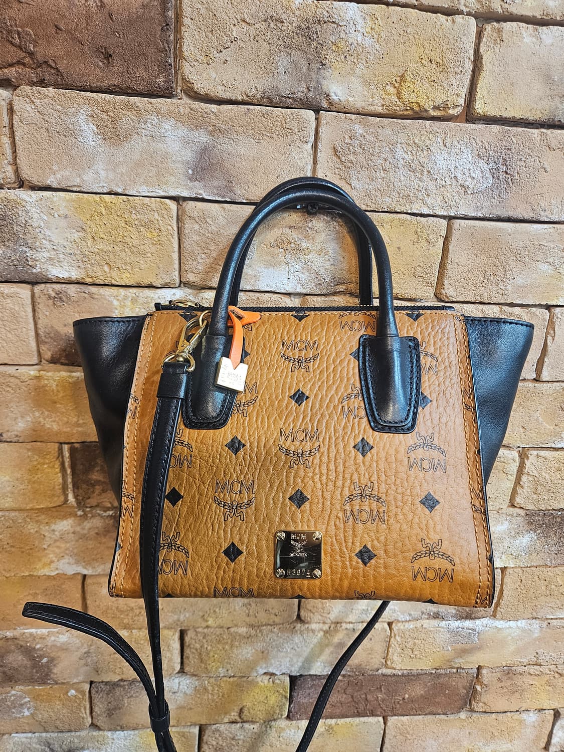 MCM 비세토스 토트백 브라운 상품이미지1