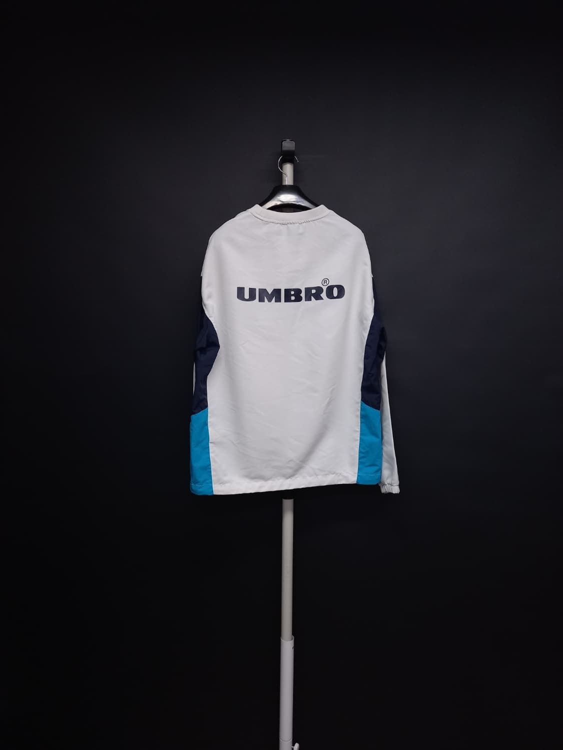 엄브로 춘추 남성 바람막이 95.100 상품이미지2