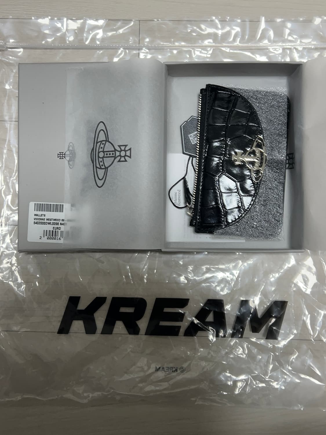 (새상품) 비비안 웨스트우드 하프 문 크로커 이펙트 카드 홀더 블랙 지갑 상품이미지2