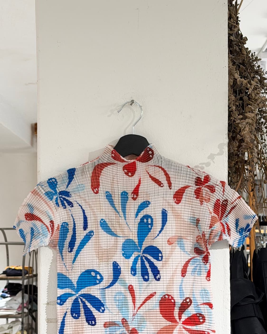 이세이 미야케 페테 플리츠 프린팅 하프 티셔츠 상품이미지4