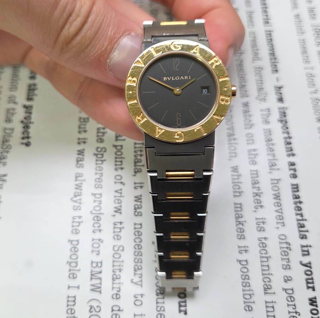 불가리 BB26 18K콤비 블랙다이얼 쿼츠 여성용 브레이슬릿 ver. 상품이미지8
