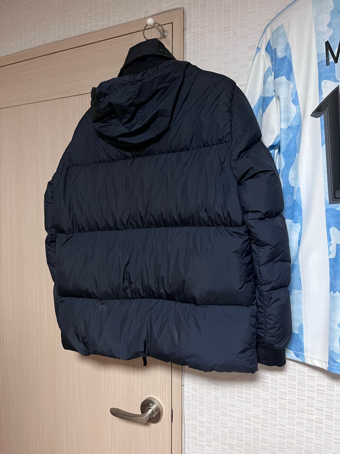 [m] 스톤아일랜드 크링클랩스 21fw 패딩 네이비 상품이미지2