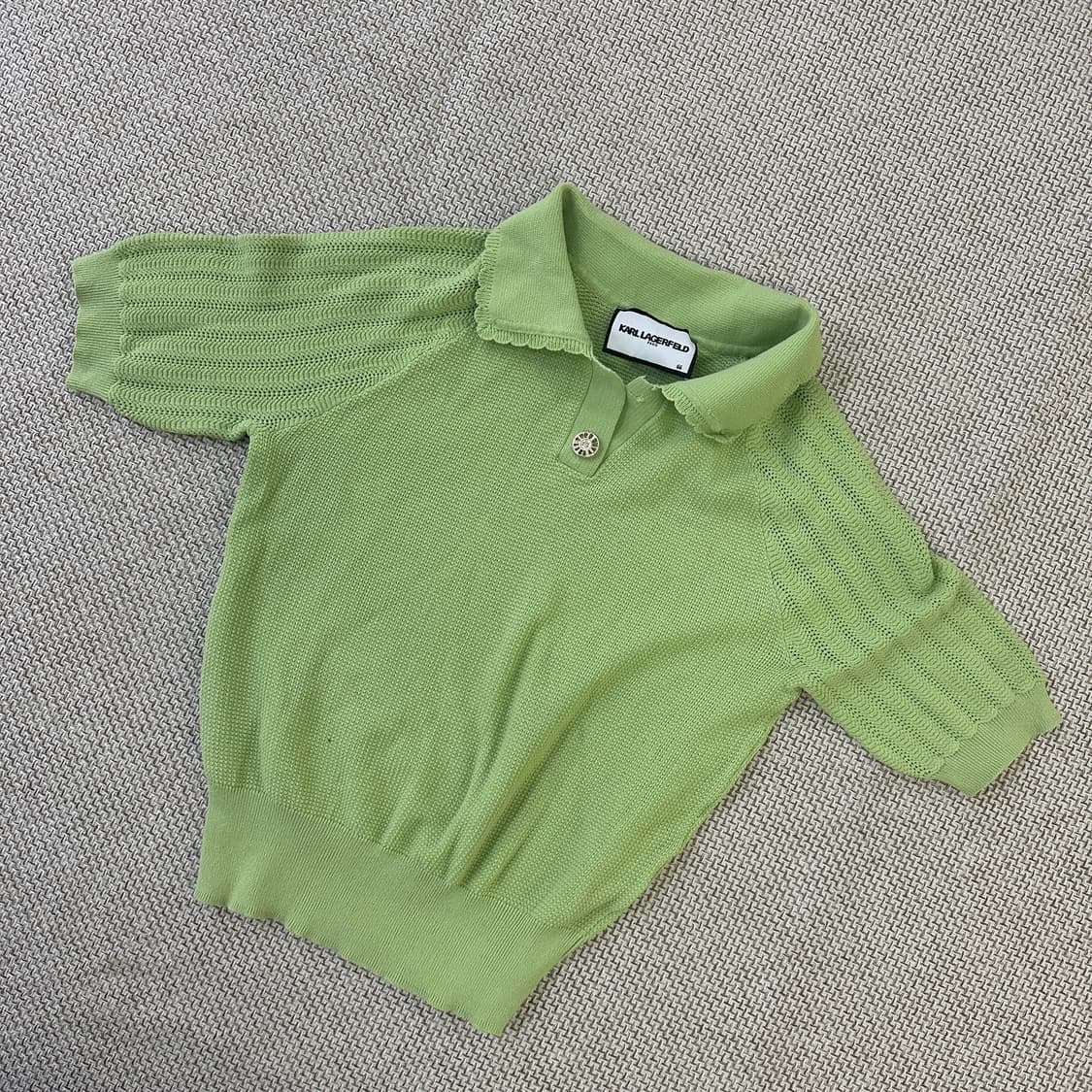 66 칼라거펠트 반팔 니트(단추1개X) 0407D 상품이미지1