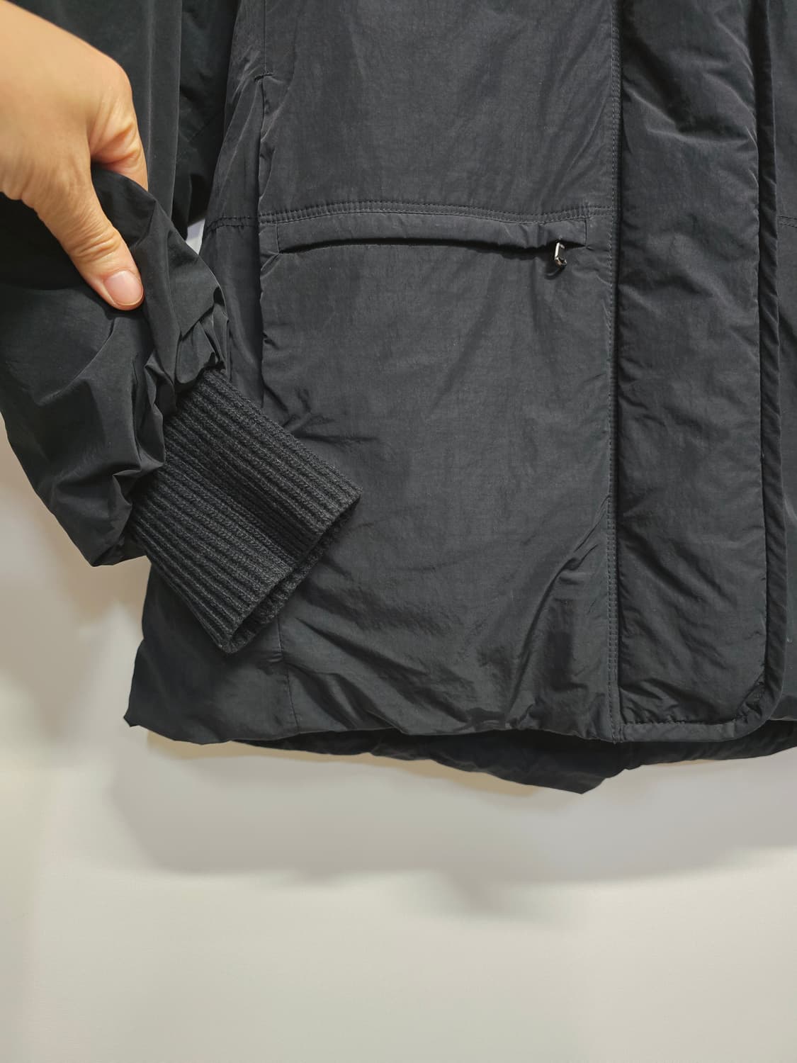 SJSJ 블랙 니트 카라 구스패딩 점퍼 상품이미지3