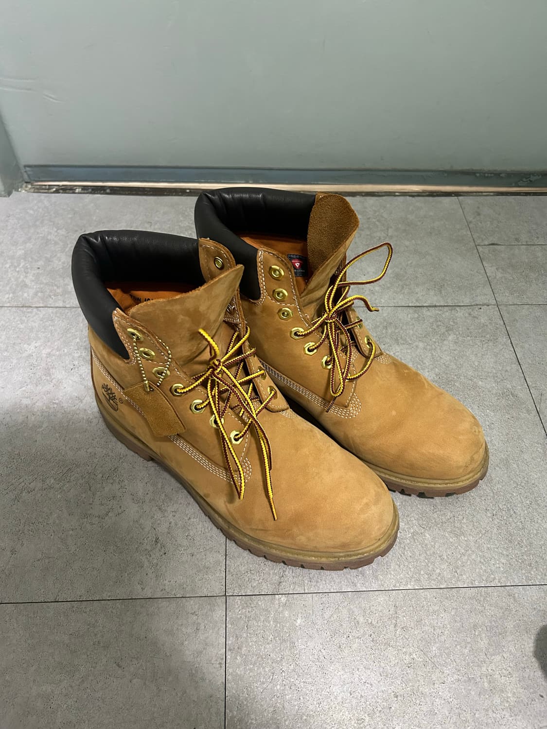 팀버랜드 프리미엄 6인치 워터프루프 부츠 위트 누벅 275 상품이미지1