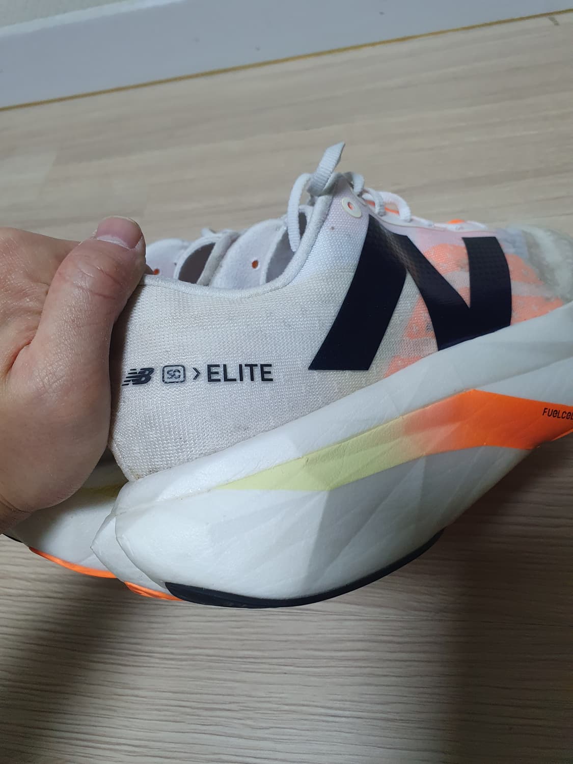 뉴발란스 퓨어셀 엘리트 레벨v4 러닝화 270 상품이미지7