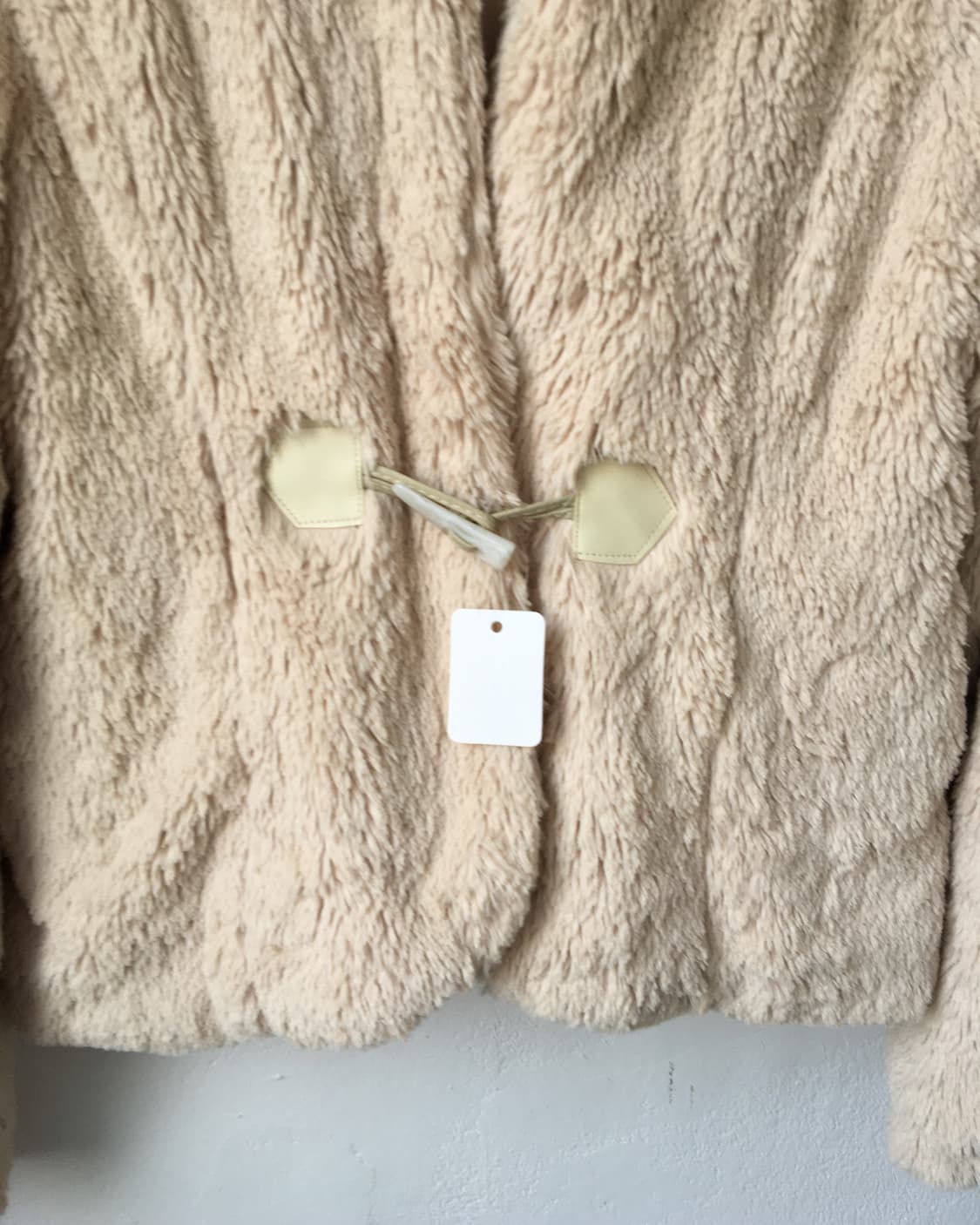 Dig deep fake fur duffle button hood jac 상품이미지5