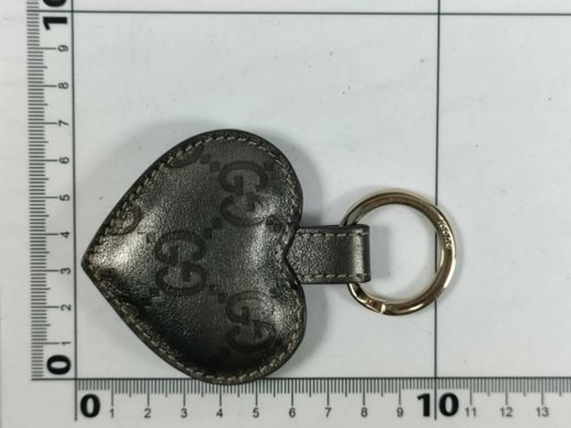 [S급 복원 예정] 구찌(GUCCI) 시마 가죽 하트 참 골드 키링 상품이미지7